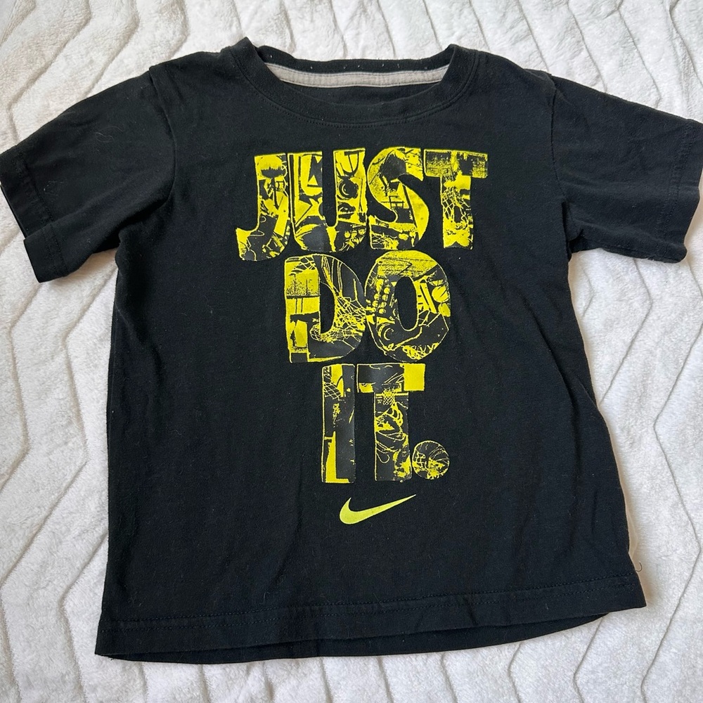 Nike Black and Yellow Kids Shirt